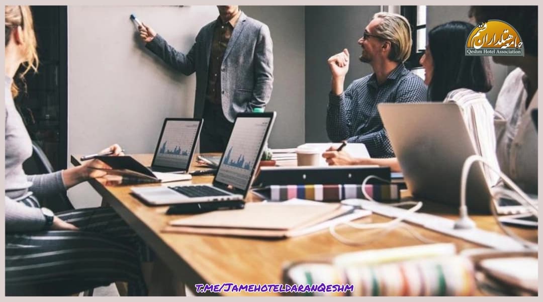 مدیریت عملکرد در مدیریت منابع انسانی در هتلداری